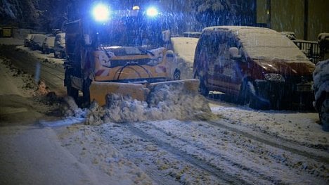 Náhledový obrázek - Praha investuje do zimní údržby silnic 600 milionů. Prozatím