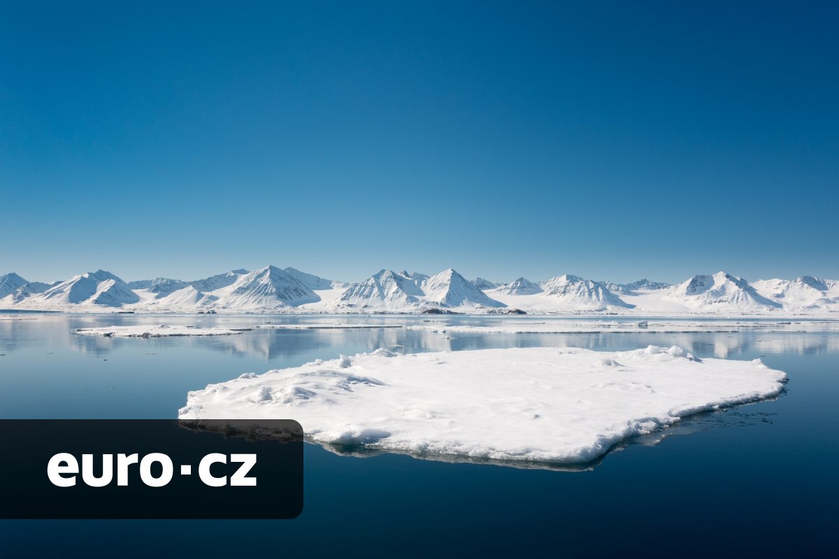 Západ se snaží dohnat ruskou expanzi v Arktidě. Udržování a rozšiřování polárních základen je ale drahé a velmi náročné