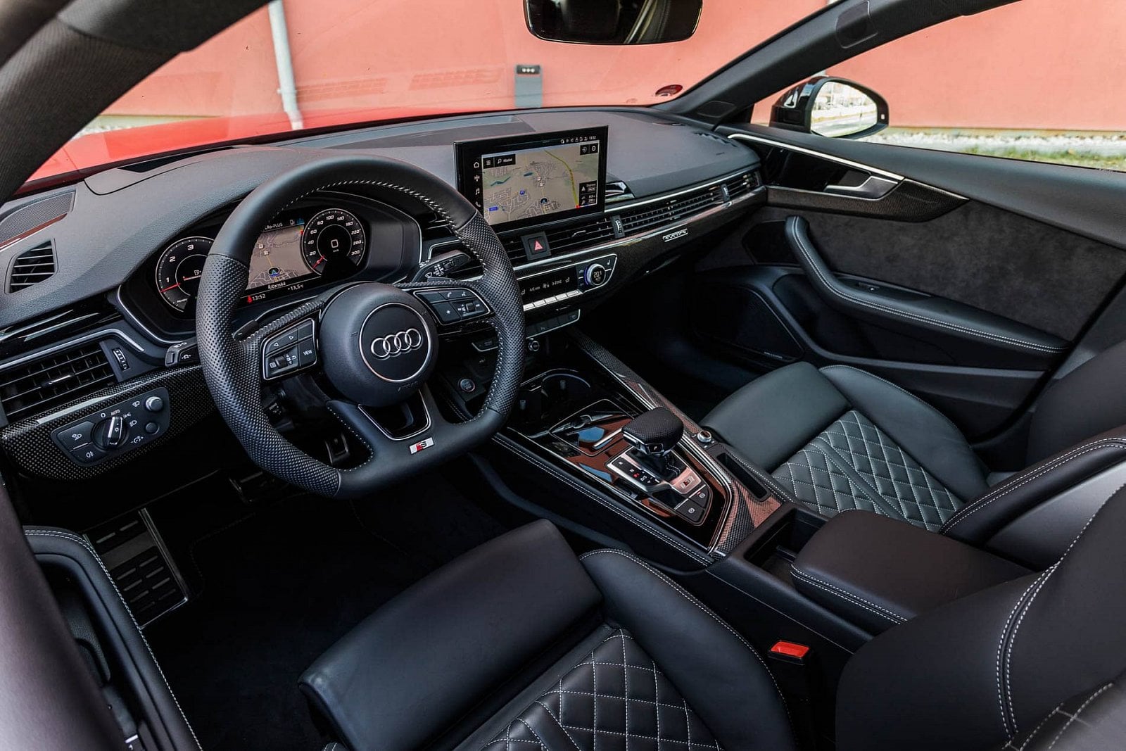 2020-08-audi-s5-1.jpg