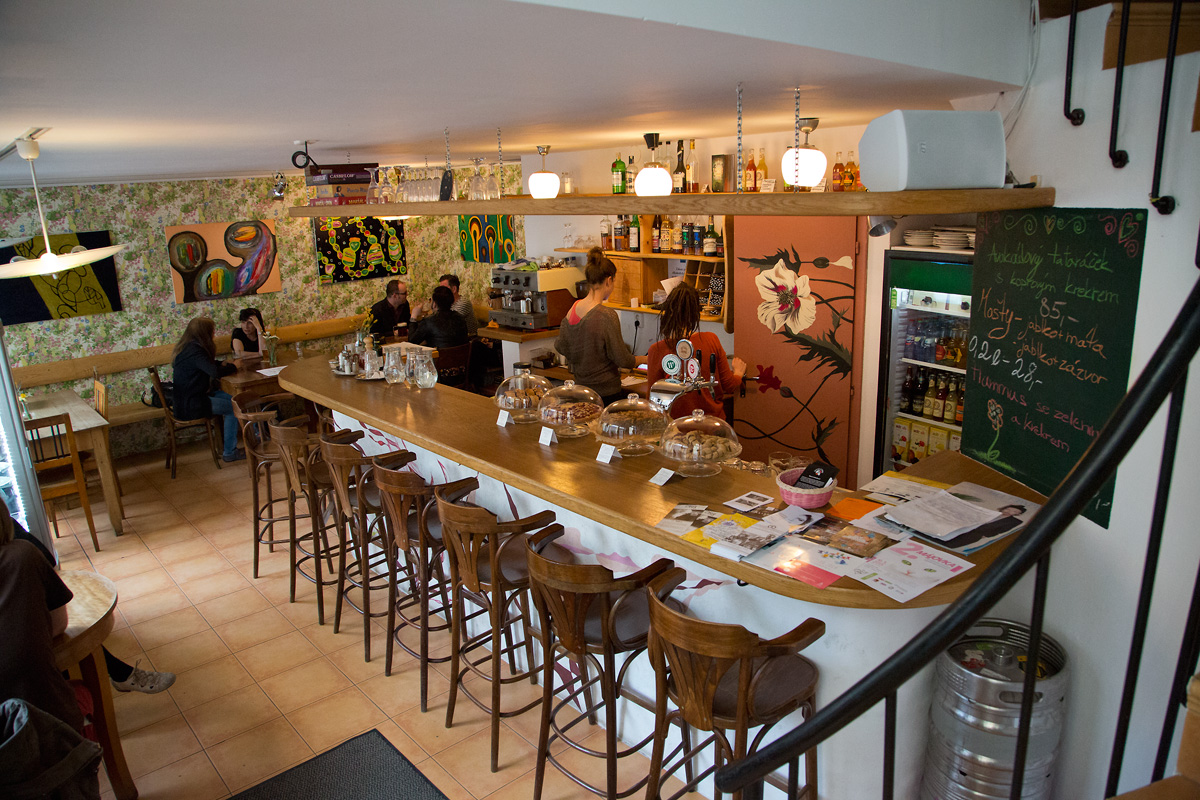 Krymská ulice v Praze se proměňuje díky nadšeným podnikatelům.