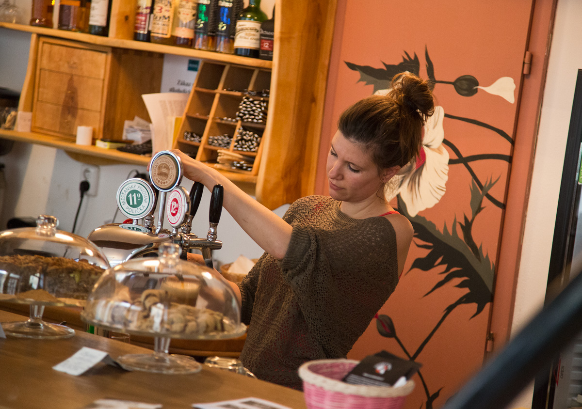 Krymská ulice v Praze se proměňuje díky nadšeným podnikatelům.