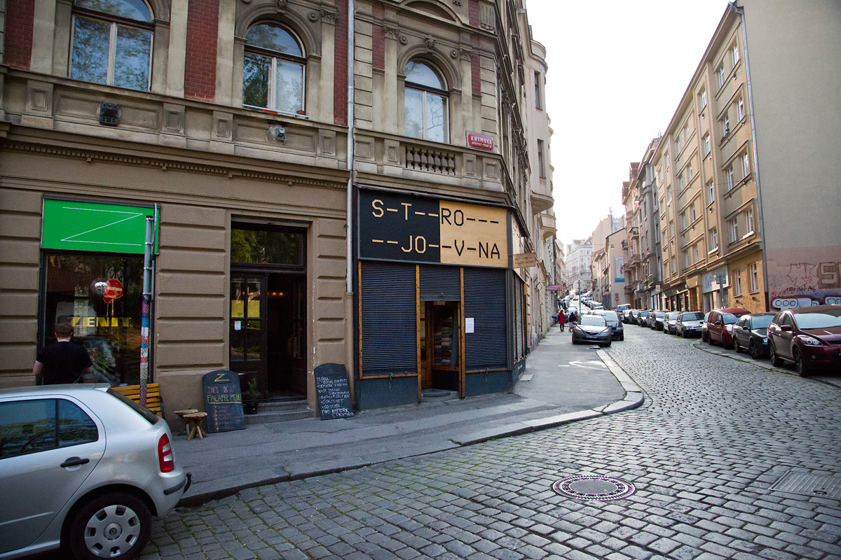 Krymská ulice v Praze se proměňuje díky nadšeným podnikatelům.