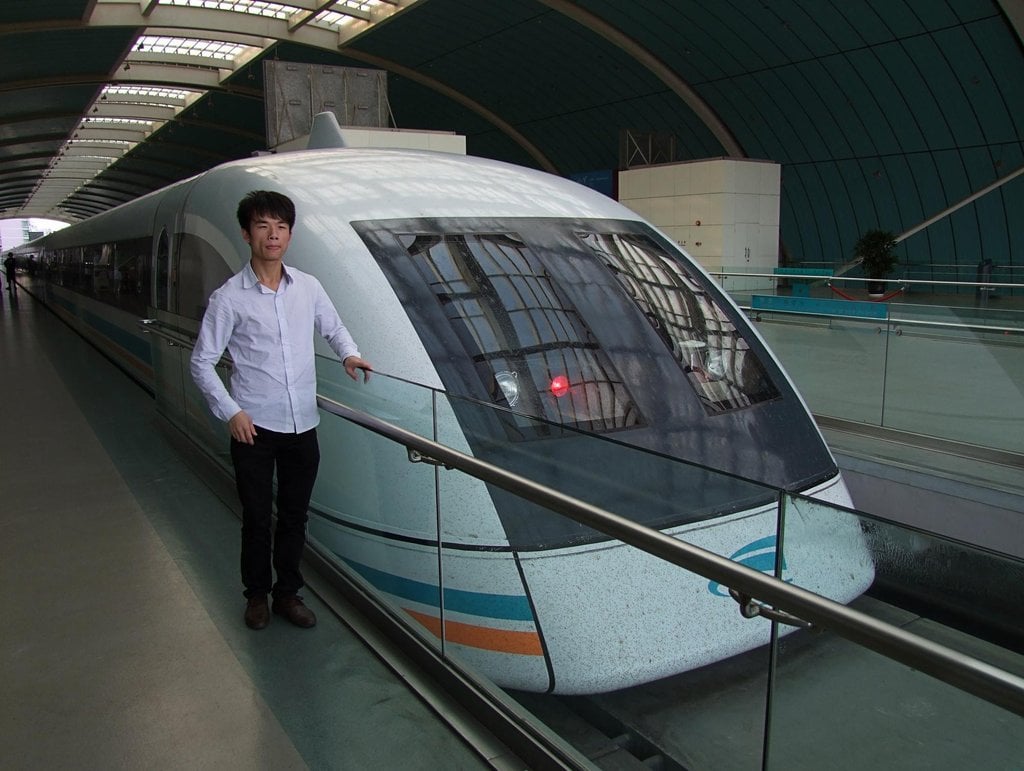 2011-01-vlaky-maglev-archiv-2.jpg