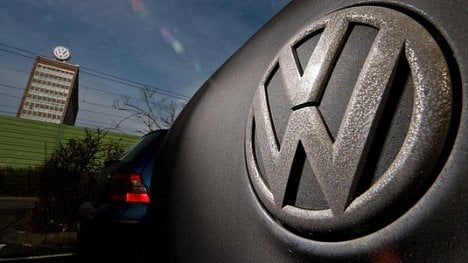 Náhledový obrázek - Volkswagen loni více než zdvojnásobil zisk. Zákazníkům dodal rekordní počet vozů