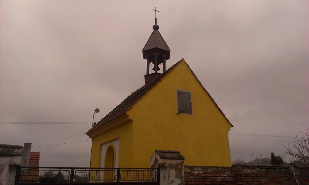 Pohled z domácí kanceláře na jihu Čech.