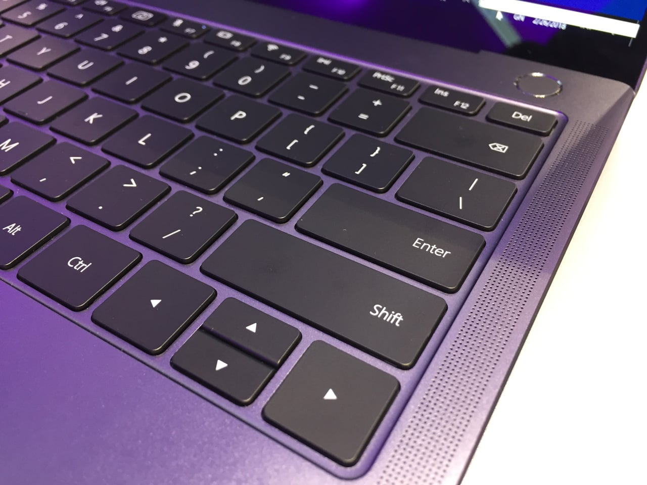 Nové telefony, tablety a notebooky z Mobile World Congress 2018