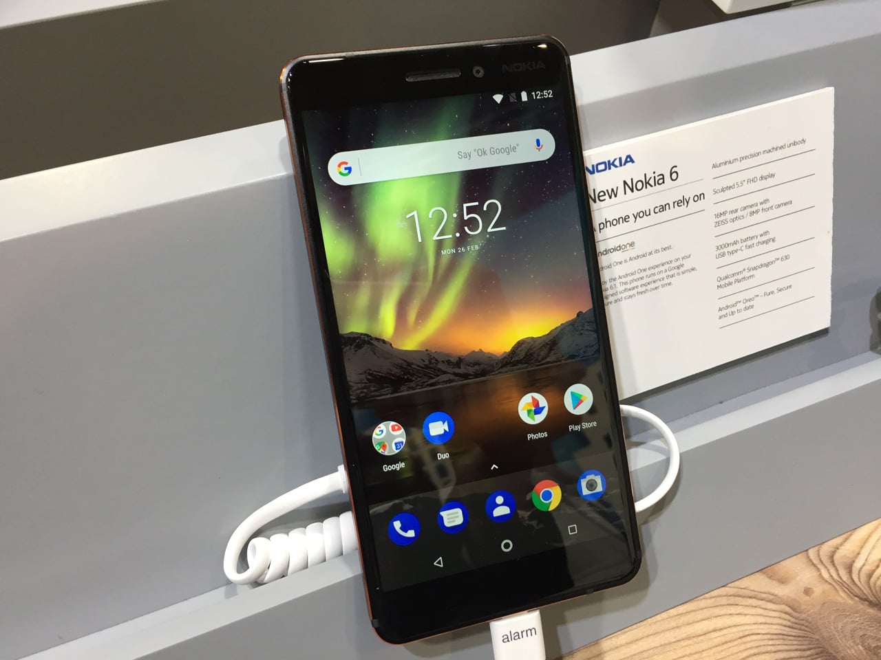 Nové telefony, tablety a notebooky z Mobile World Congress 2018