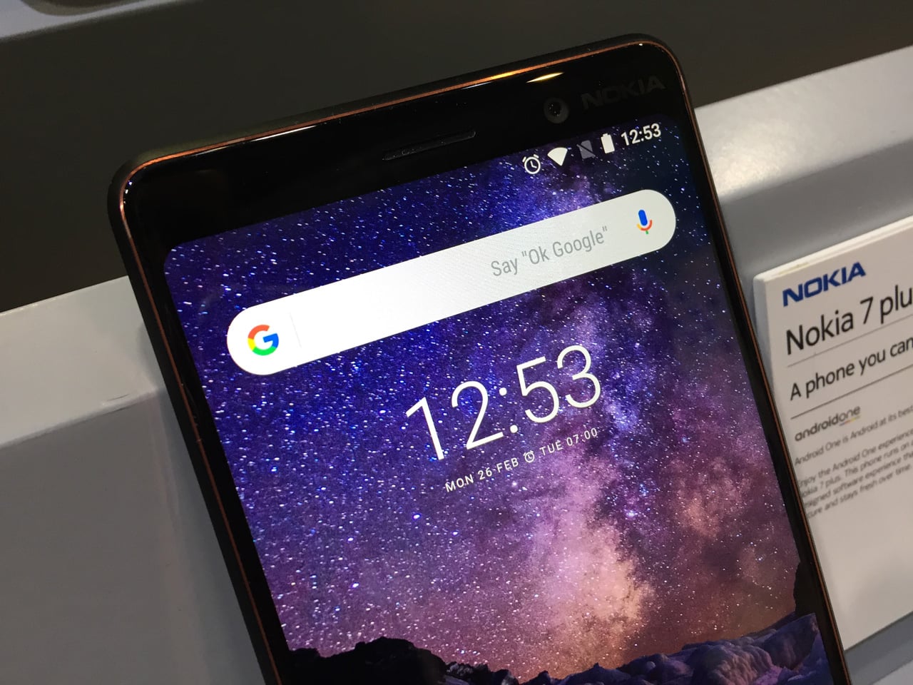 Nové telefony, tablety a notebooky z Mobile World Congress 2018