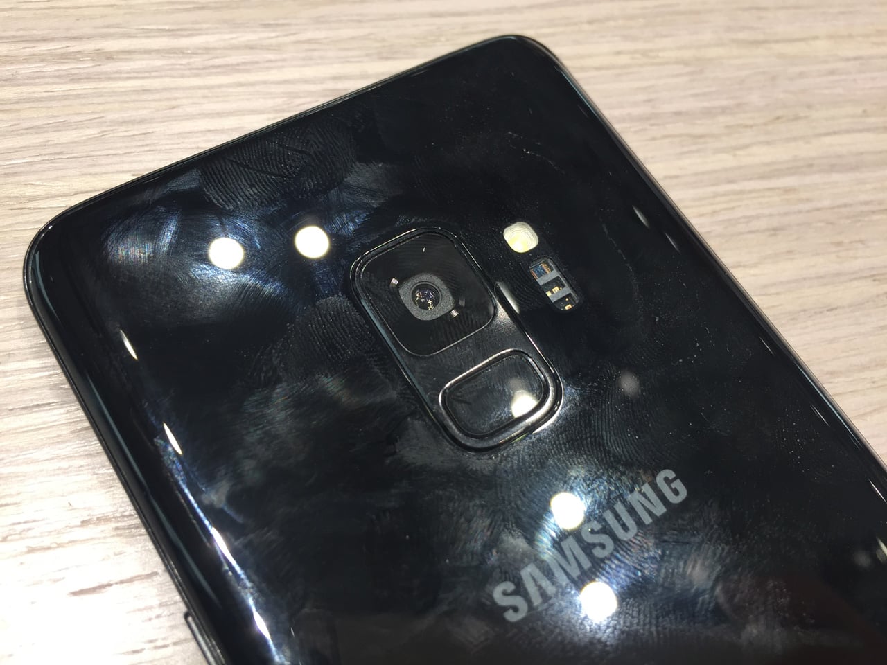 Nové telefony, tablety a notebooky z Mobile World Congress 2018