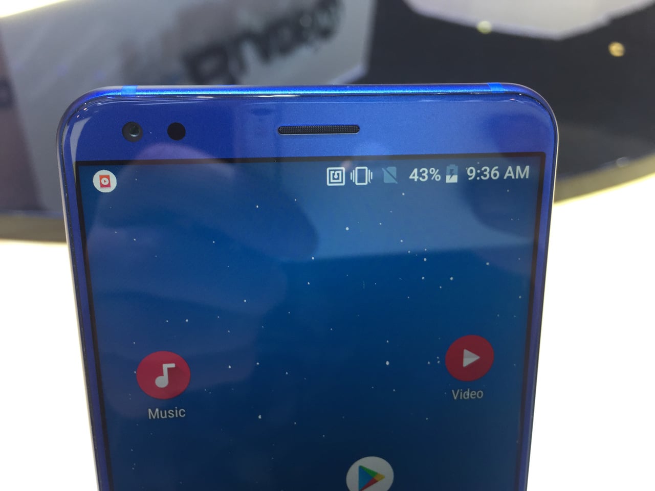 Nové telefony, tablety a notebooky z Mobile World Congress 2018