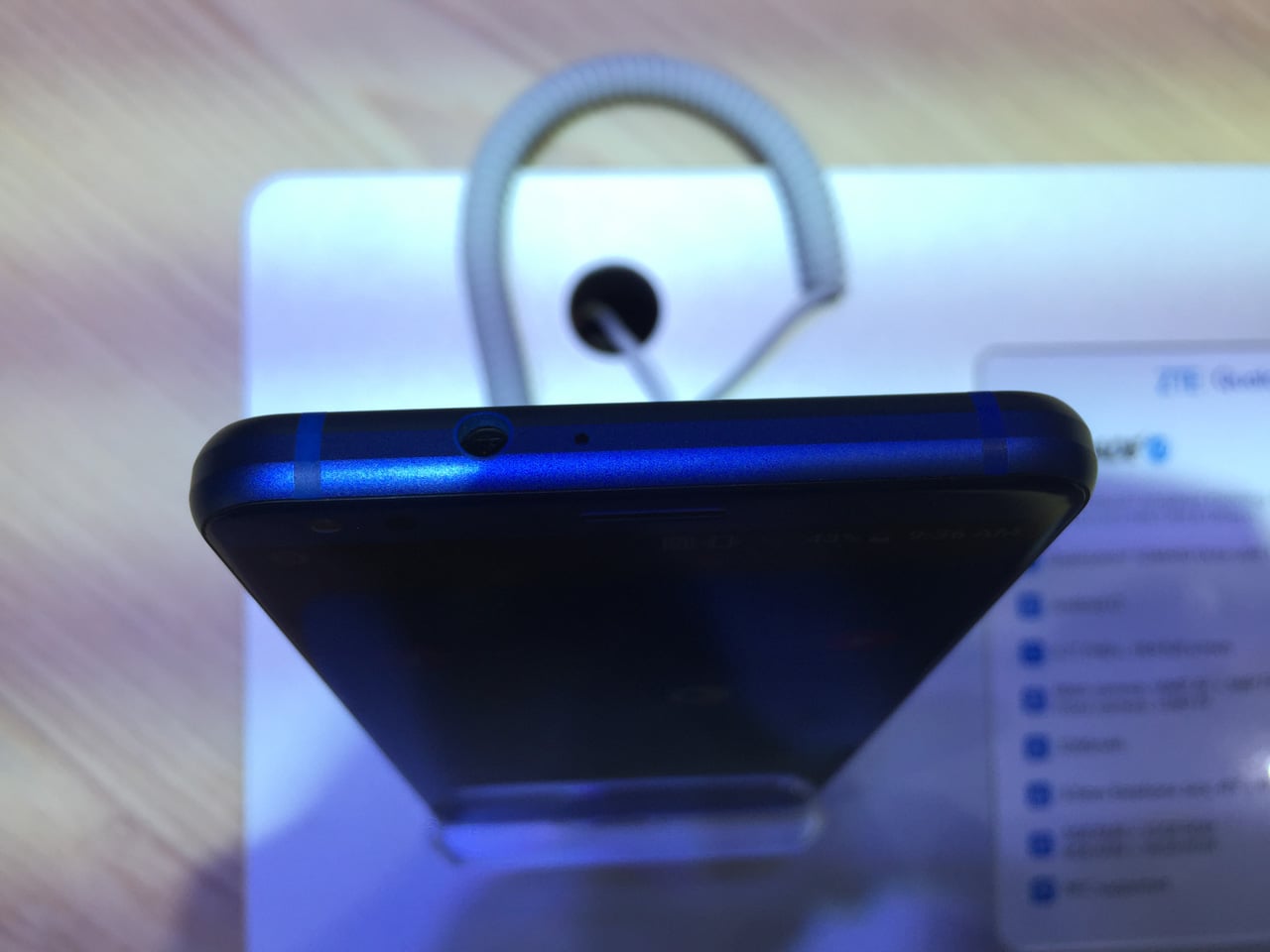 Nové telefony, tablety a notebooky z Mobile World Congress 2018