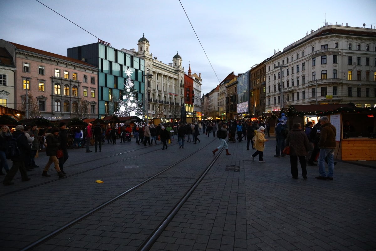 Vánoční trhy na náměstí Svobody v Brně