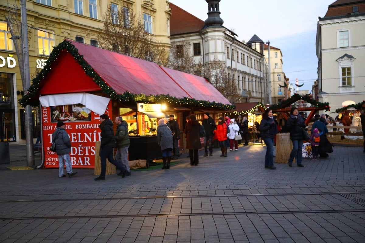 Vánoční trhy na náměstí Svobody v Brně