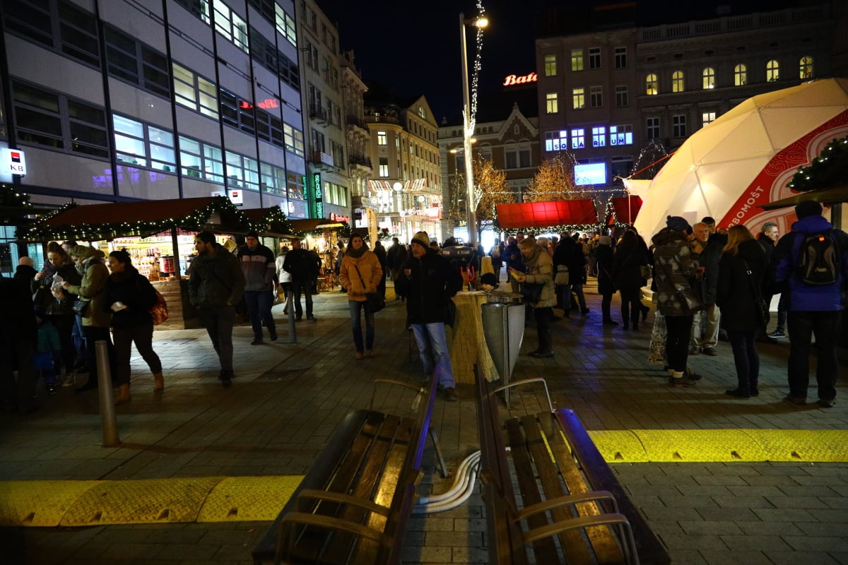 Vánoční trhy na náměstí Svobody v Brně