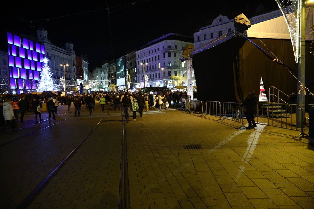 Vánoční trhy na náměstí Svobody v Brně