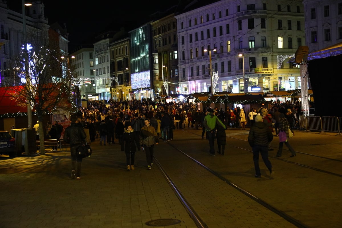 Vánoční trhy na náměstí Svobody v Brně