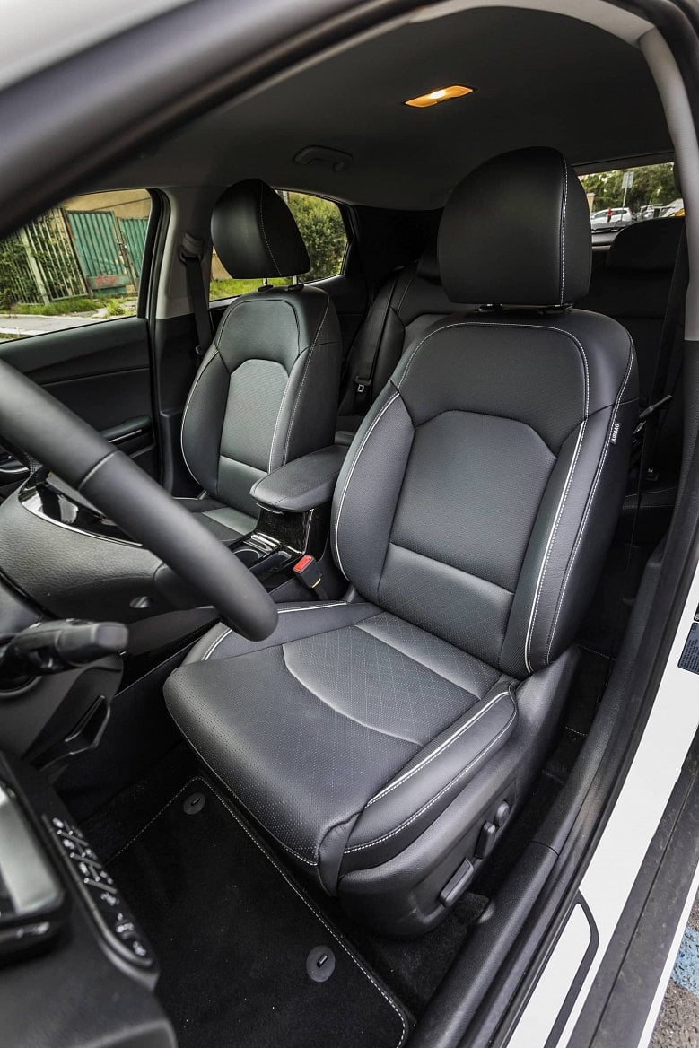 2020-10-aDMB2020_Kia-Xceed-Hybrid-4079.jpg