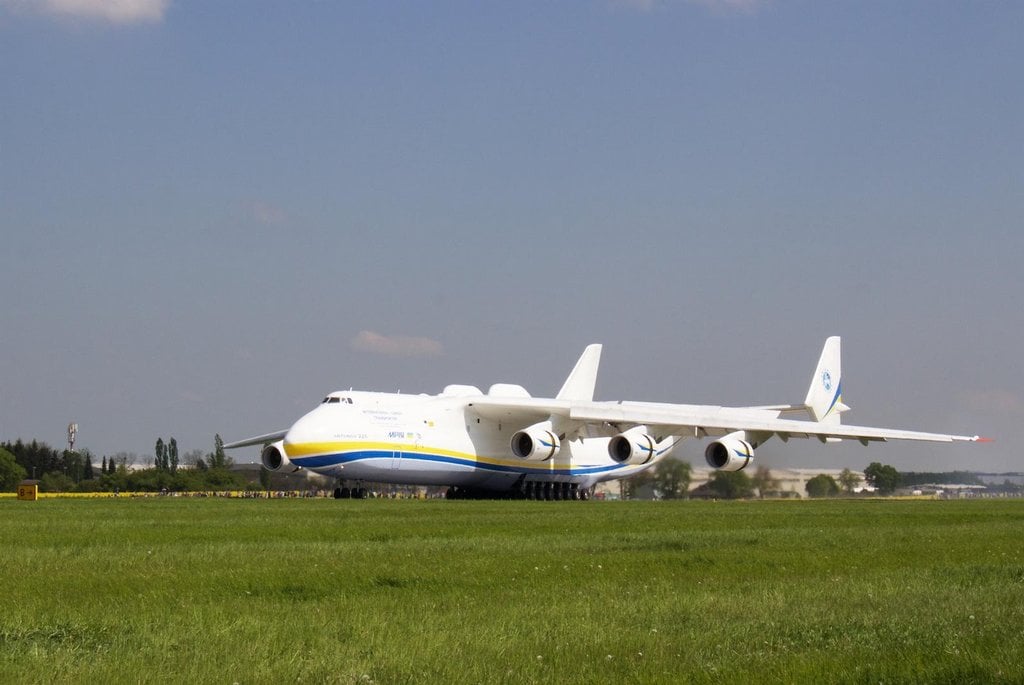 2017-12-antonov-an-225-mrija-v-praze-20.jpg