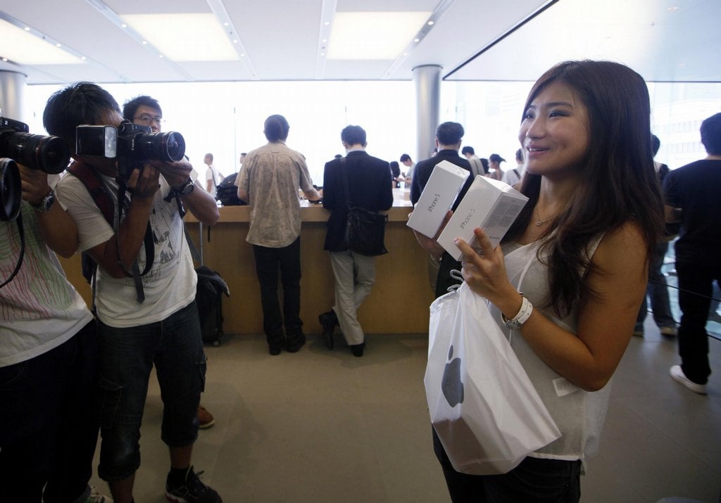 2017-12-novc3bd-iphone-5-pc599ilc3a1kal-prvnc3ad-den-prodeje-c59