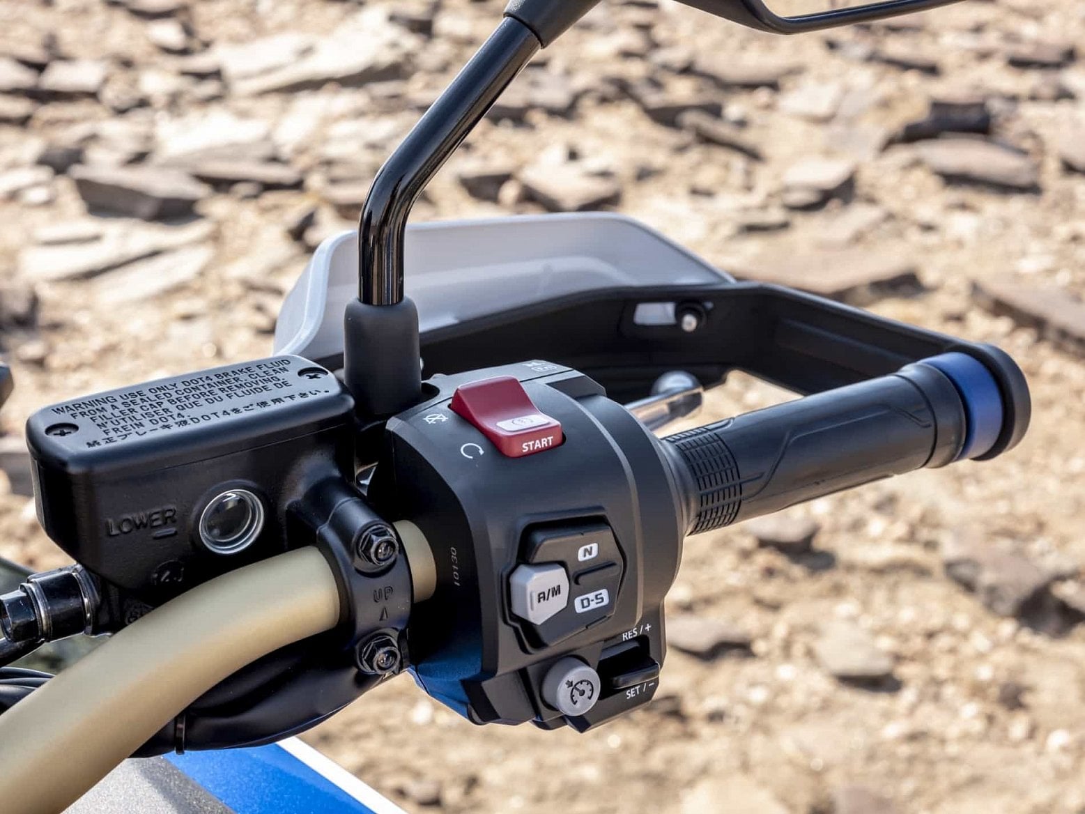 2019-09-189540_20YM_Africa_Twin_Adventure_Sports_Switches.jpg