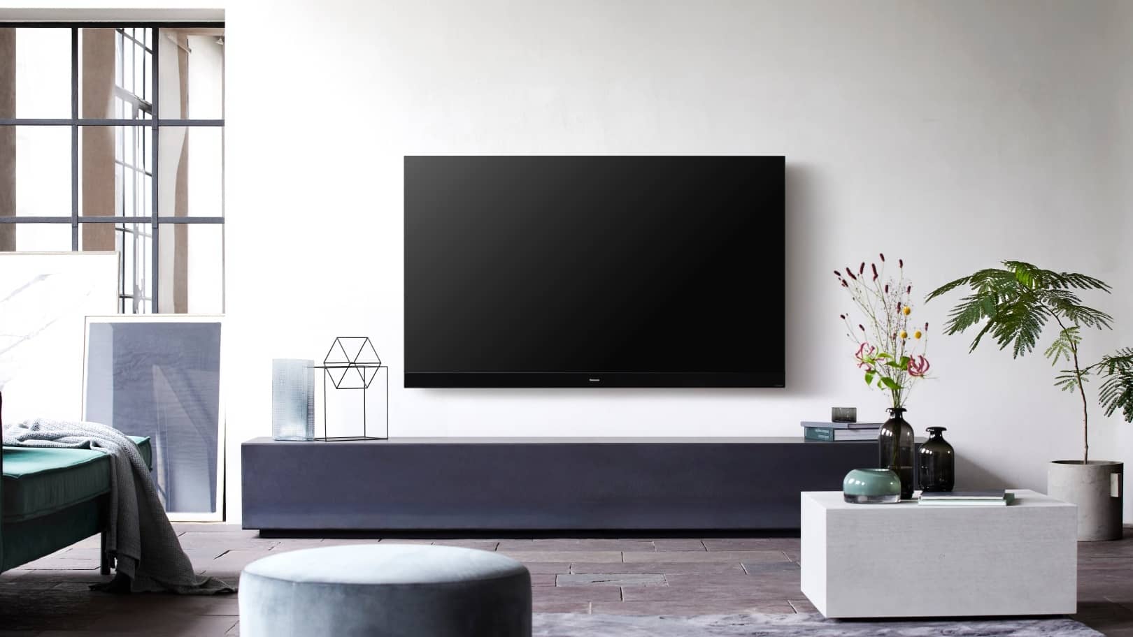 Televizor Panasonic HZ2000