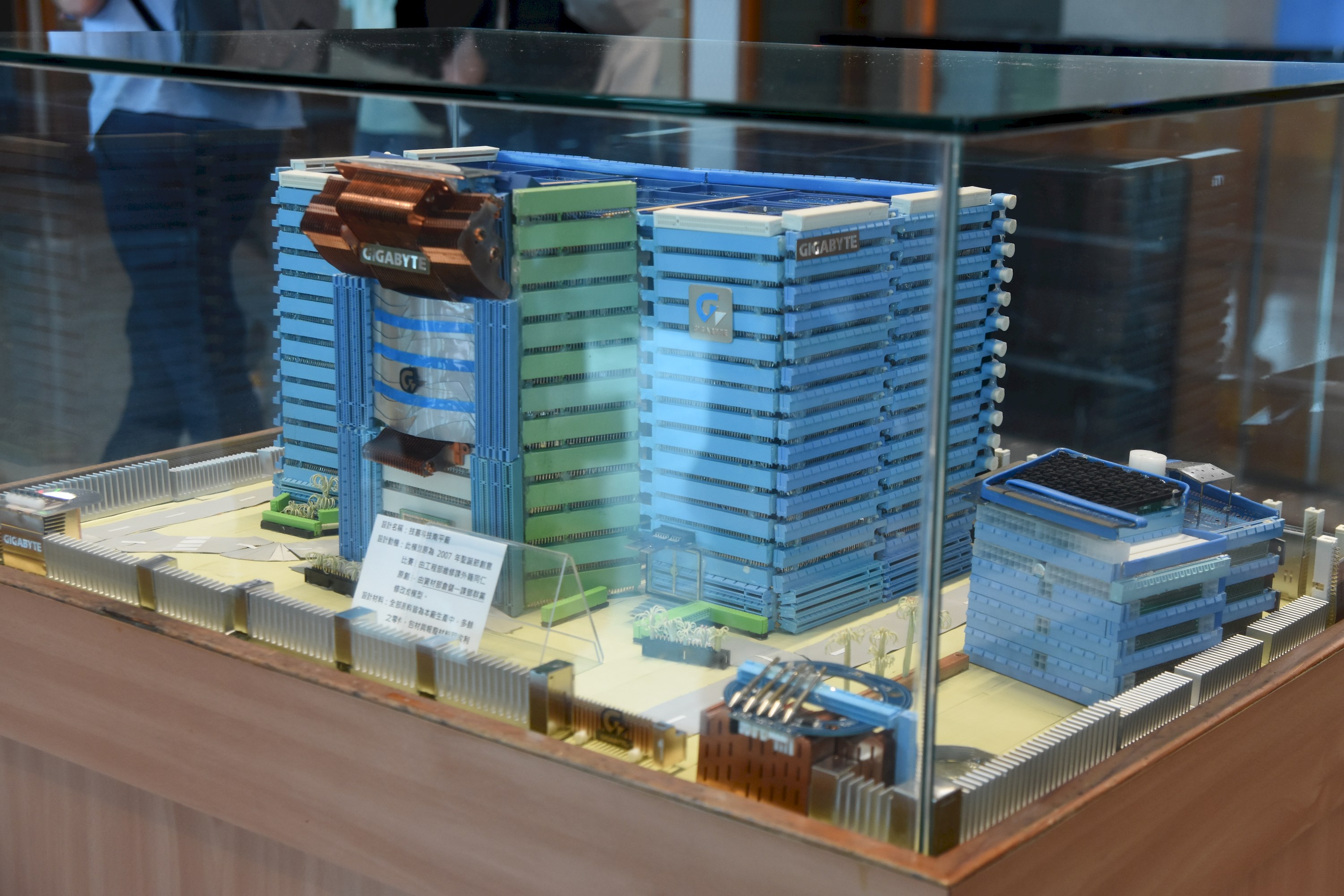 Exkurze v továrně Gigabyte na základní desky a grafické karty