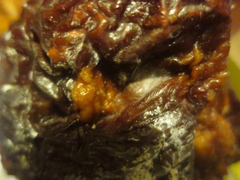 Ngoc Tu Do, Kadaň: Uzeniny - na povrchu potravin se vyskytovala plíseň viditelná pouhým okem. Výrobky měly neznámé datum spotřeby. Kontrolovaná osoba nepředložila žádné nabývací doklady (dodací list, fakturu).