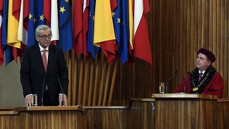 Náhledový obrázek - Češi by měli být při řešení migrační krize solidární, vyzval Juncker v Praze