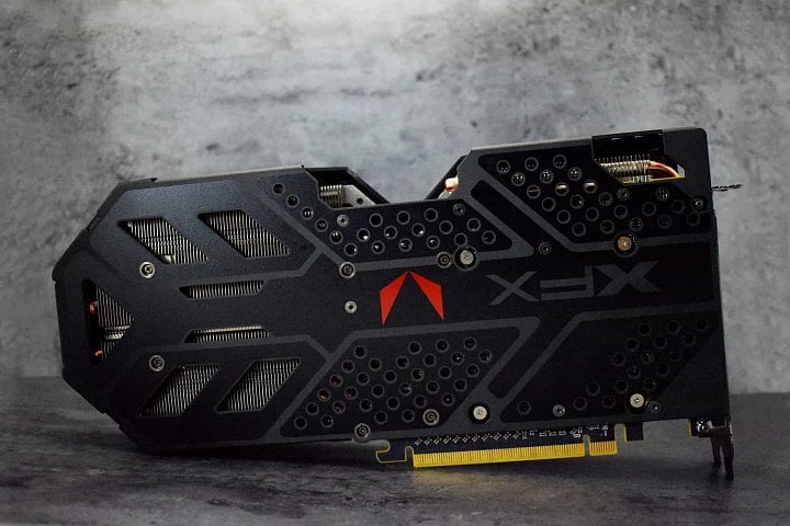 Nereferenční Radeon RX Vega od XFX