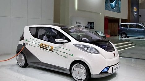 Náhledový obrázek - 70 procent hybridů a elektromobilů. Čína upřesnila ambiciózní kvóty