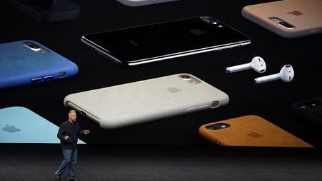 Náhledový obrázek - Apple představil iPhone 7. Je přesně takový, jaký jsme čekali