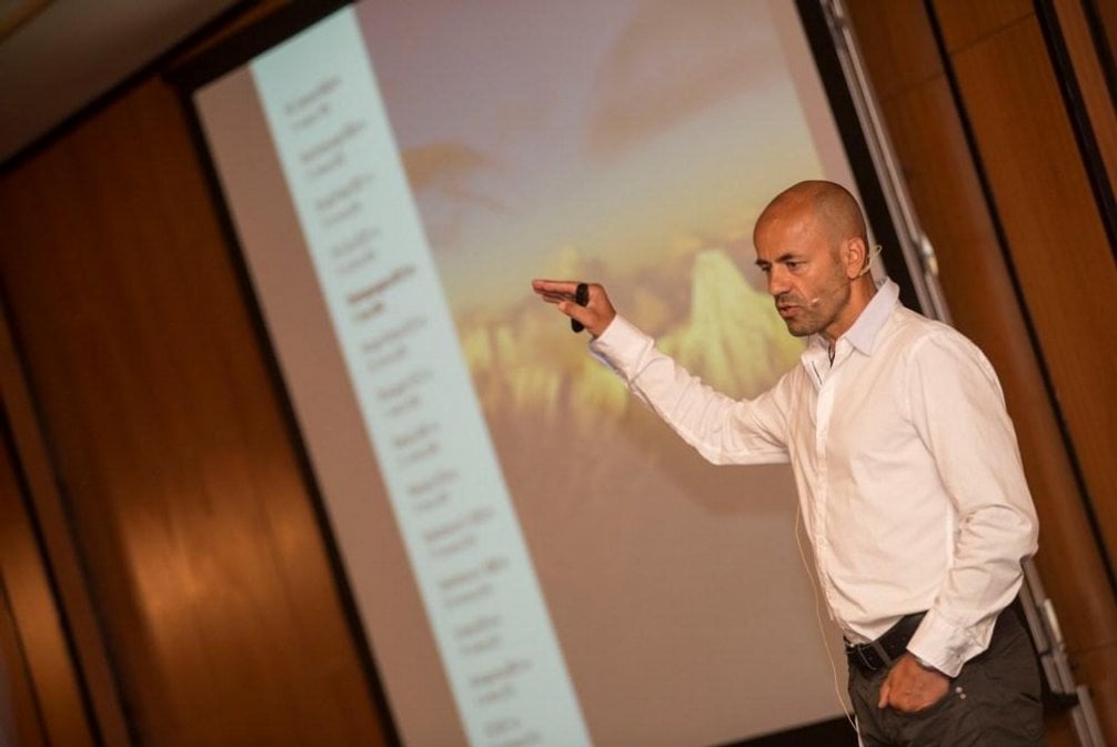 2014-12-konference-ivo-tomana-a-vydavatelstvc3ad-mladc3a1-fronta