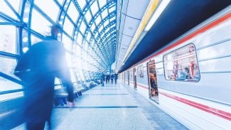 Kanceláře, metro