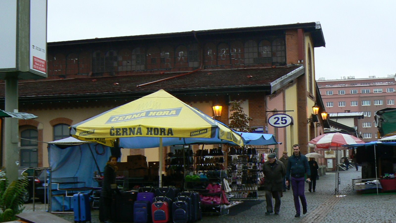 Vietnamské tržnice v ČR