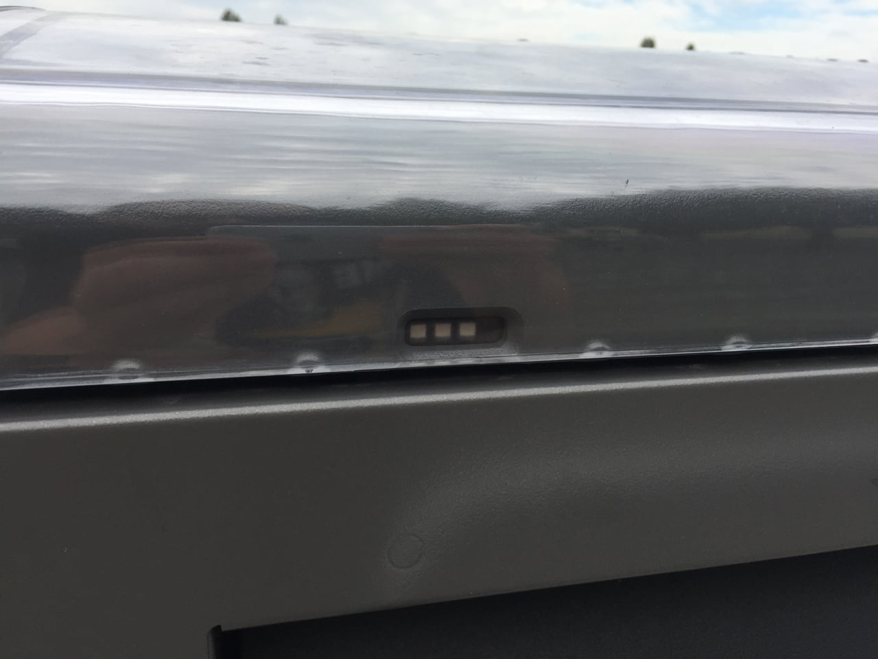 Chytré odpadkové koše Bigbelly v ulicích Prahy