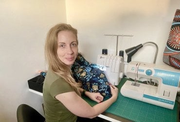 Zuzana Okaa-Onwuogu z Ada nne v dílně