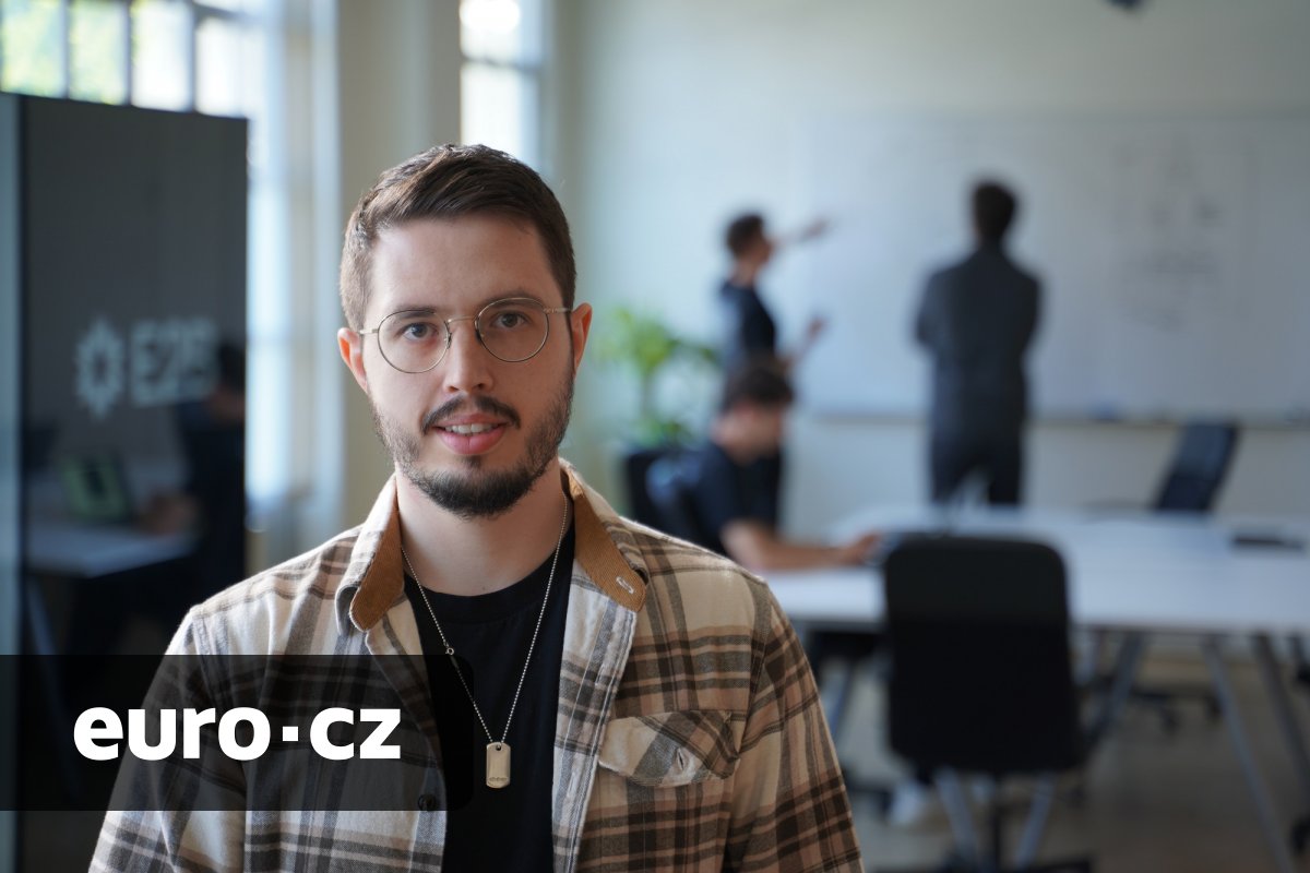 Uspěli v Praze i v Silicon Valley. Startup E2B s českými kořeny staví infrastrukturu pro AI a roste o desítky procent měsíčně