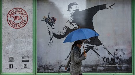 Náhledový obrázek - Zpátky k lidem. Pořadatelé výstav neváhají kopírovat Banksyho dílo i sebe navzájem