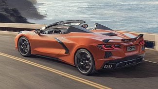 Náhledový obrázek - Nejnovější Corvette Stingray se představuje i jako Convertible. Vůbec poprvé má místo plátna hardtop