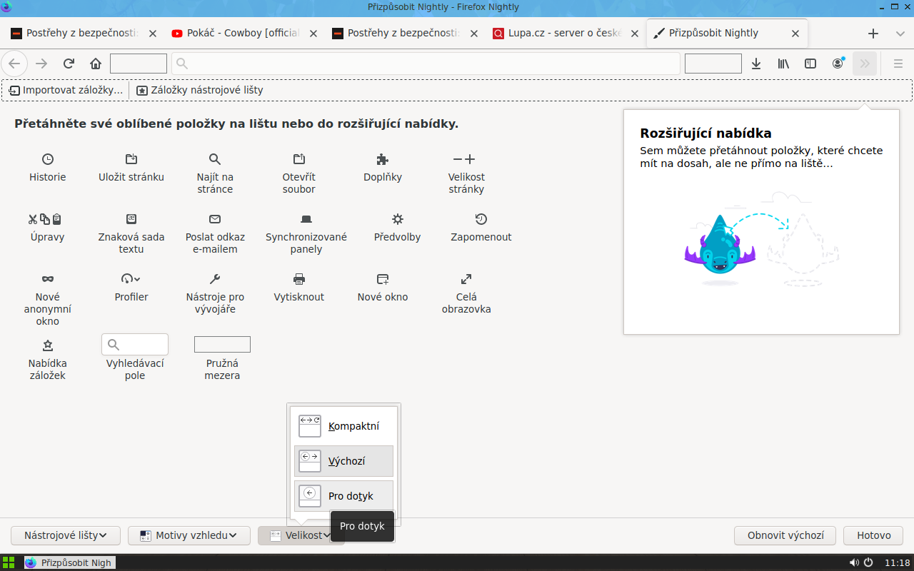 Pokud používáte dotykový displej, můžete si panely zvětšit.