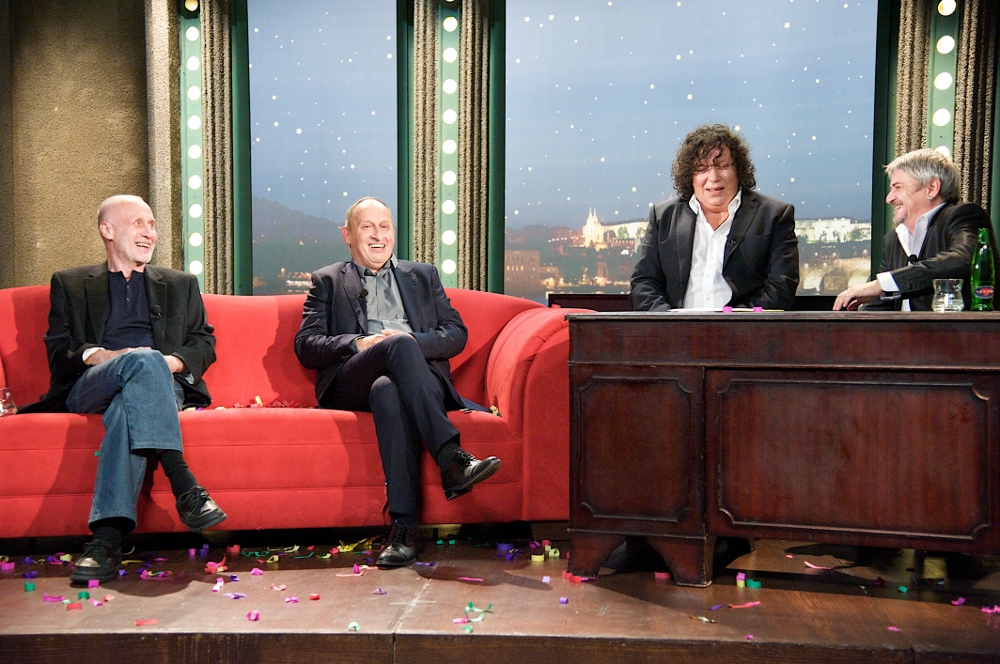 Jan Kraus oslavil ve své Show narozeniny, popřála mu Partička