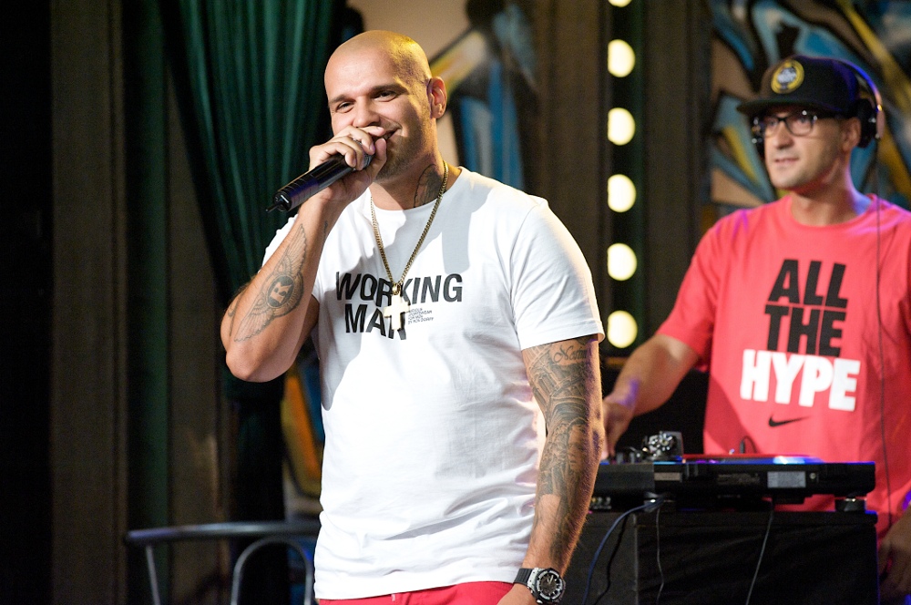 Jan Kraus oslavil ve své Show narozeniny, popřála mu Partička