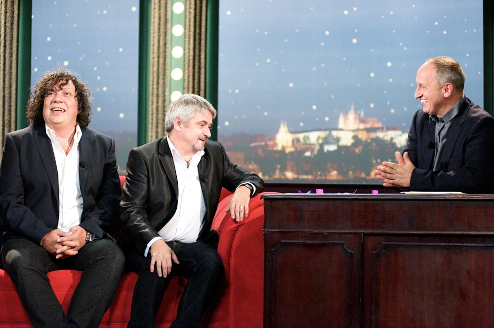 Jan Kraus oslavil ve své Show narozeniny, popřála mu Partička