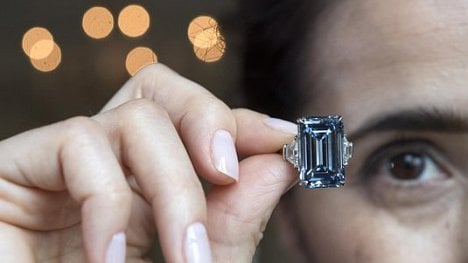 Náhledový obrázek - Další diamant zlomil rekord. Prodal se za 1,2 miliardy