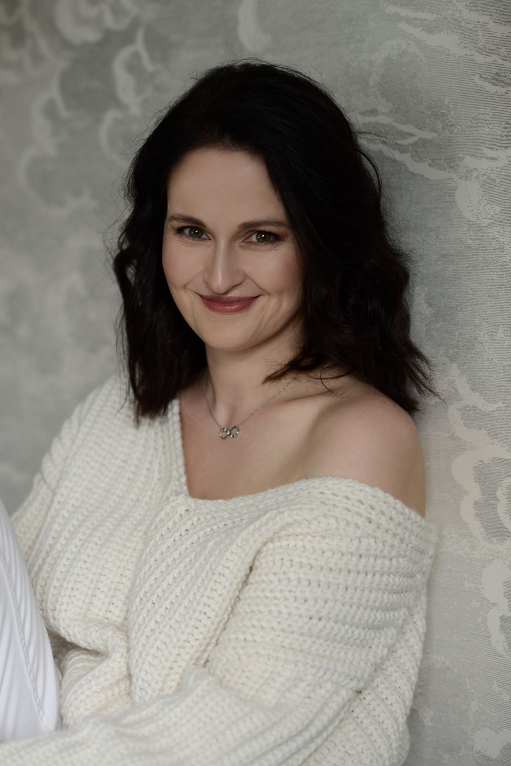 Když někdo zdůrazňuje, že netestuje na zvířatech nebo nepoužívá silikony, vzbuzuje u zákazníka pocit, že ostatní výrobci na zvířatech testují či používají nebezpečné látky. Jenže tak to není, říká Lenka Průšpvá