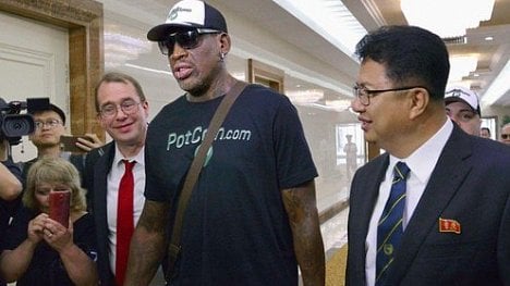 Náhledový obrázek - Mírotvůrce Rodman: Basketbalista chce Trumpovi sdělit tajné přání Kim Čong-una