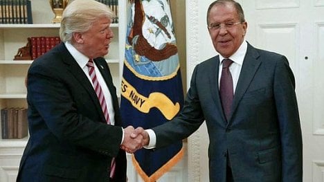 Náhledový obrázek - Lavrov neočekávaně jednal s Trumpem v Bílém domě, hlavně o Sýrii