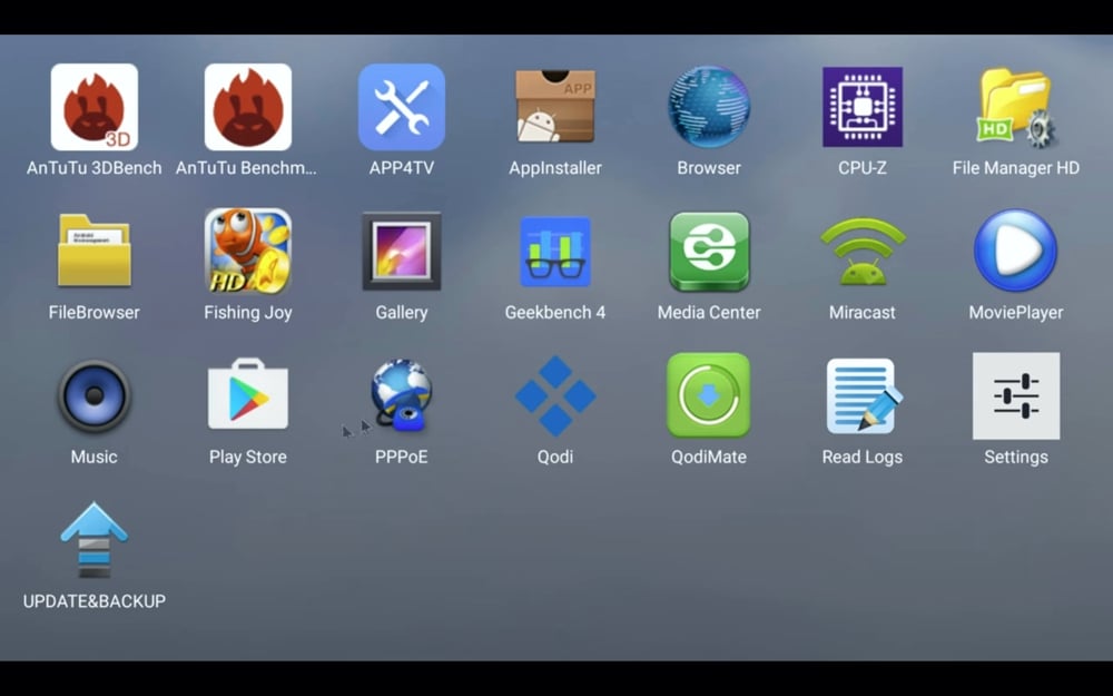 Různé úvodní obrazovky a menu aplikací