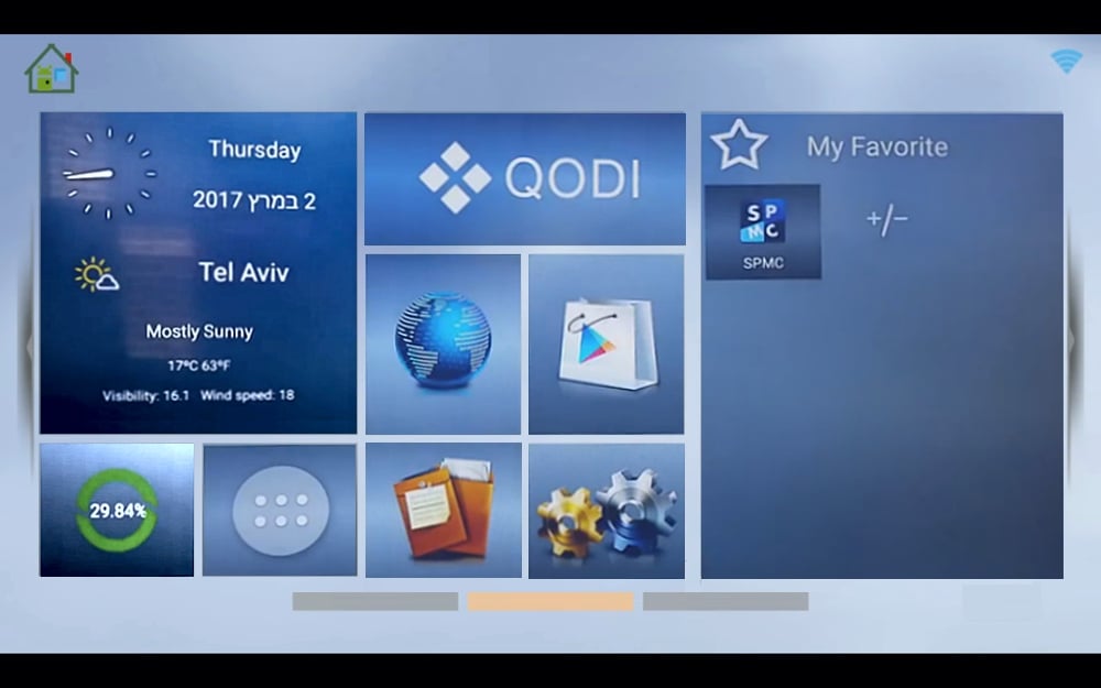 Různé úvodní obrazovky a menu aplikací