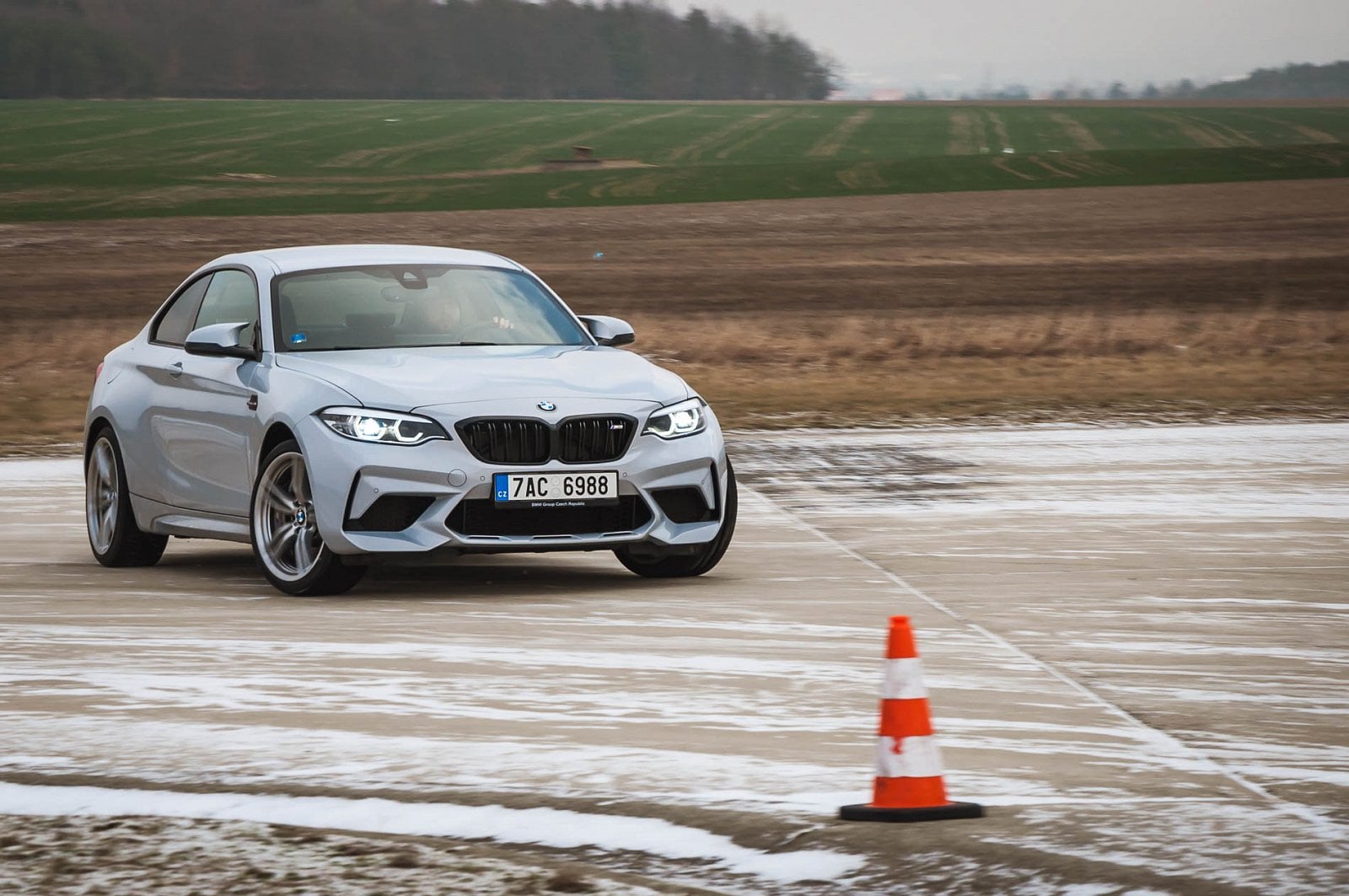 2019-02-bmw-m2-competition-44.jpg